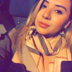 Meet your Posher, Veronica